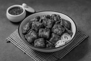 Paneer Chilly (12 To 14 Pcs)