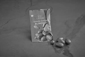 Coated Almond 30g