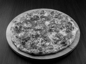 Butter Paneer Pizza (9 Inches)