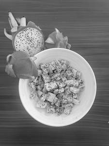 White Dragon Fruit Bowl 200 Grams