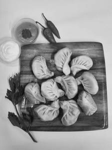 The Classic Momos [Chicken]