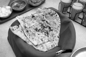 Cheese Garlic Naan
