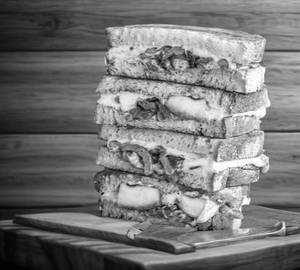 Paneer Makhani Sandwich
