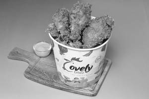 Twins Bucket