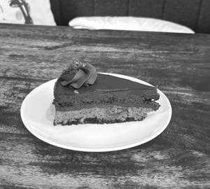 Belgian Chocolate Mousse Cake Slice (1)
