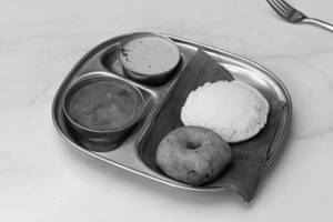 Idli Vada Sambar