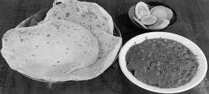 Appam + Green Piece Curry + Salad Combo