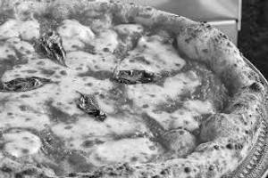 Tomato basil pizza