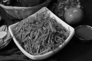 Veg Hakka Noodles