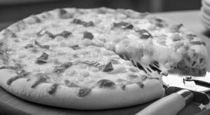 Small Cheese & Corn Pizza (Serves 1)