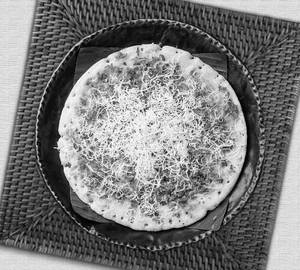 Onion Cheese Uttappam