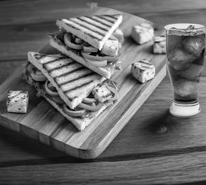 Veg club paneer sandwich