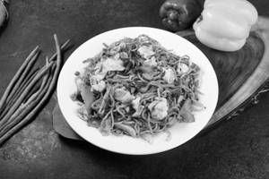 Egg Chicken Noodles Full Plate