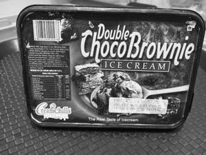 Double Choco Brownie 700 Ml Tub