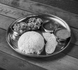 Vegetables Rice Thali