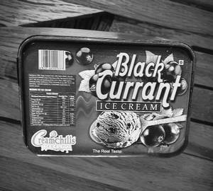 Black Currant 700 Ml Tub