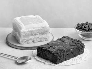 Choice of Eggless Pastry + Choice of Eggless Brownie