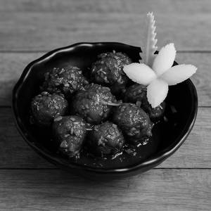 Vegetables Manchurian Dry