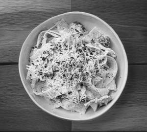 White sauce pasta