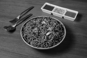 ORIENTAL STYLE MEAL IN A BOWL