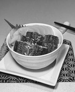 Mini Unagi Don