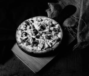 One Bite Chicken Peppery Pizza