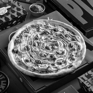 Pezzo Paneer Pizza