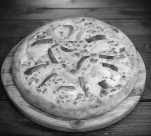 Cheese Capsicum Pizza