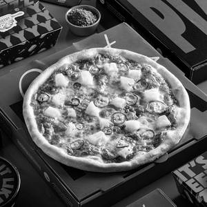 Harleys In Hawaii Pizza