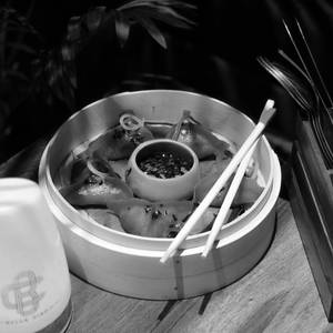 Juicy Chicken Dim Sum  8 Pcs