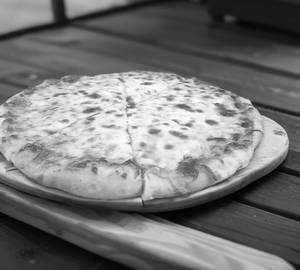 Cheesy Pizza