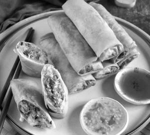 Hunan Spring Roll 210 Gm 145 Kcal (So)