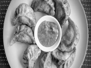 Mix Veg Fried Momo