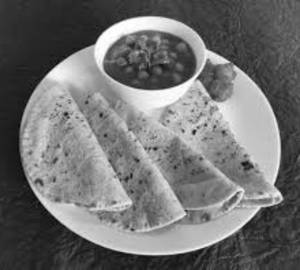 Chana Masala +4 tawa roti Combo