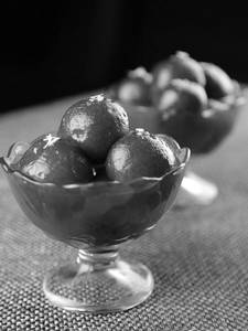 Gulab Jamun ( 2 Pcs )