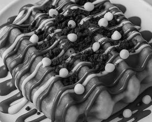 Classic Cookies N Cream Waffle