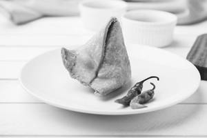 Jain Samosa Pav In Oil [100Gm]