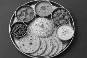 Jain Premium Thali (No onion and garlic) 