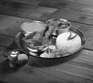 Desi chicken rice special combo thali 
