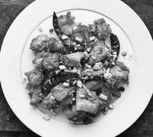 Kung Pao Chicken 280 Gm 595 Kcal