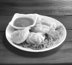 Veg stem momos