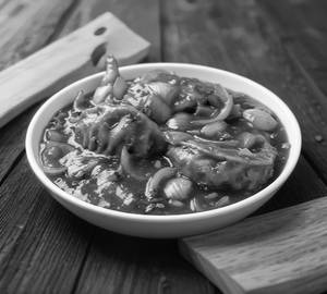 Chilli Gravy (Med Spicy) Chicken Momo                                     