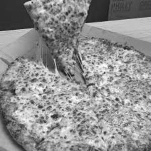 Cheese pizza margarita