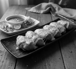 Krunchy Kurkure Melted Cheese Topped Chicken Momo                 