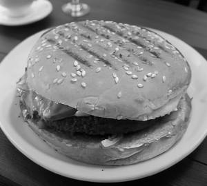 Crunchy Corn Burger