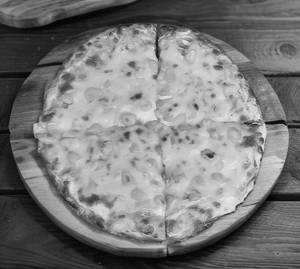 Cheese & Corn Pizza