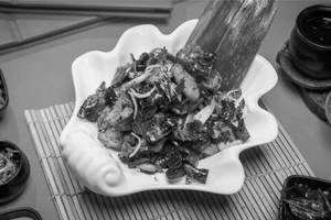 Curry Leaf Peppered Calamari