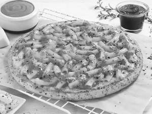 Moroccan Spicy Pasta Pizza Veg