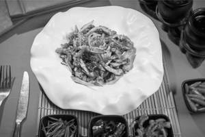Shredded Chicken Scallion Dry