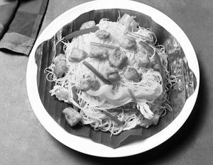 Chicken Singapore Rice Noodles